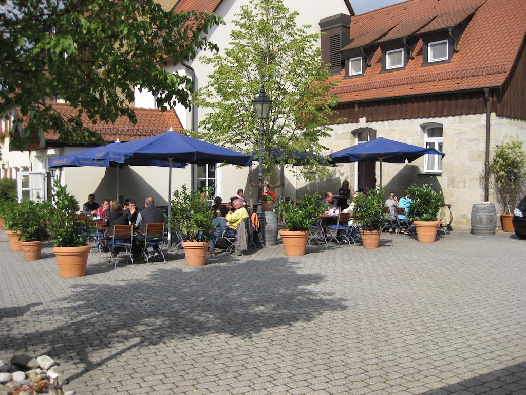 Landgasthof und Hotel Weisser Löwe Eckental Exterior foto